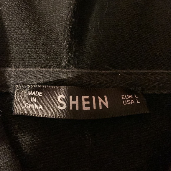 Large black crop top hoodie - Picture 3 of 3